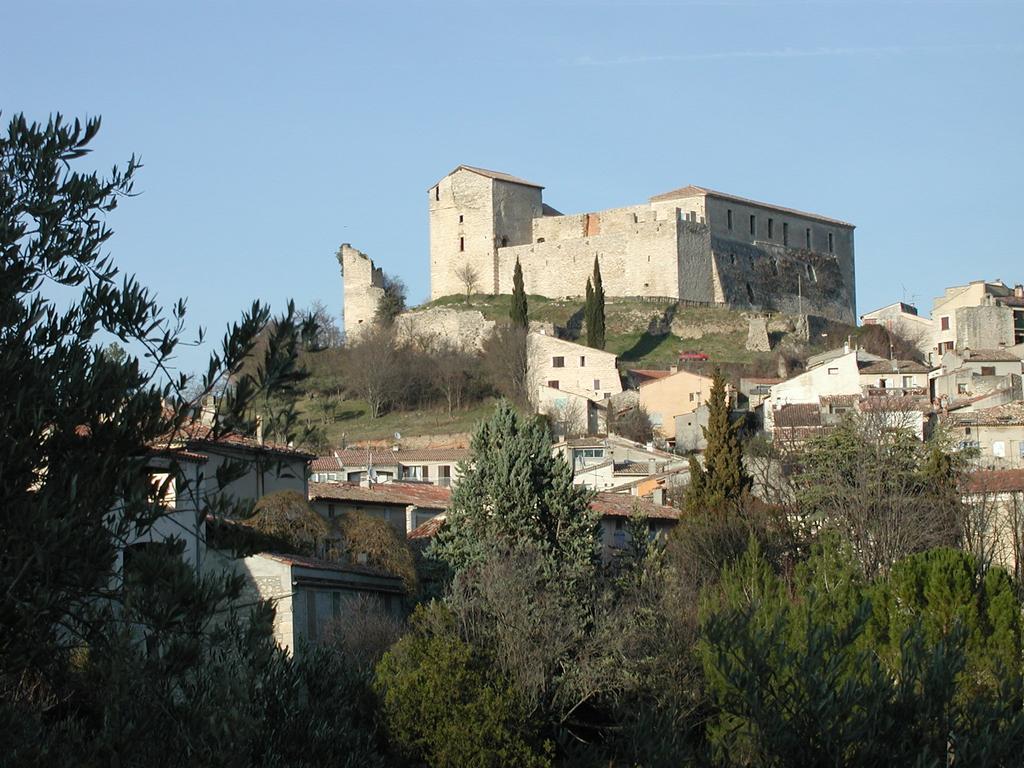 Residence Les Grands Pins Greoux-les-Bains Bagian luar foto